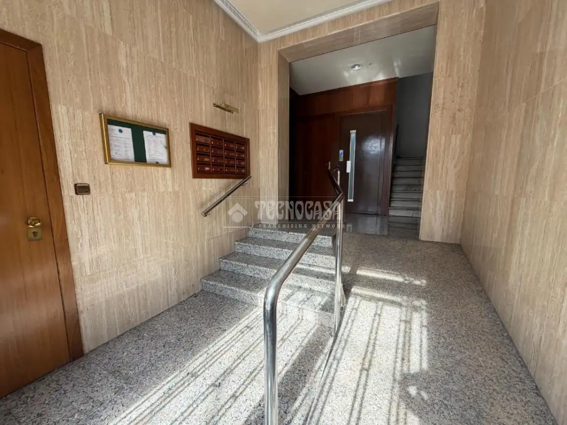 Flat for sale in Zaragoza  with Heating