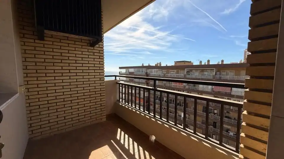 Wohnung mit Pool zum Verkauf in Playa de los Boliches