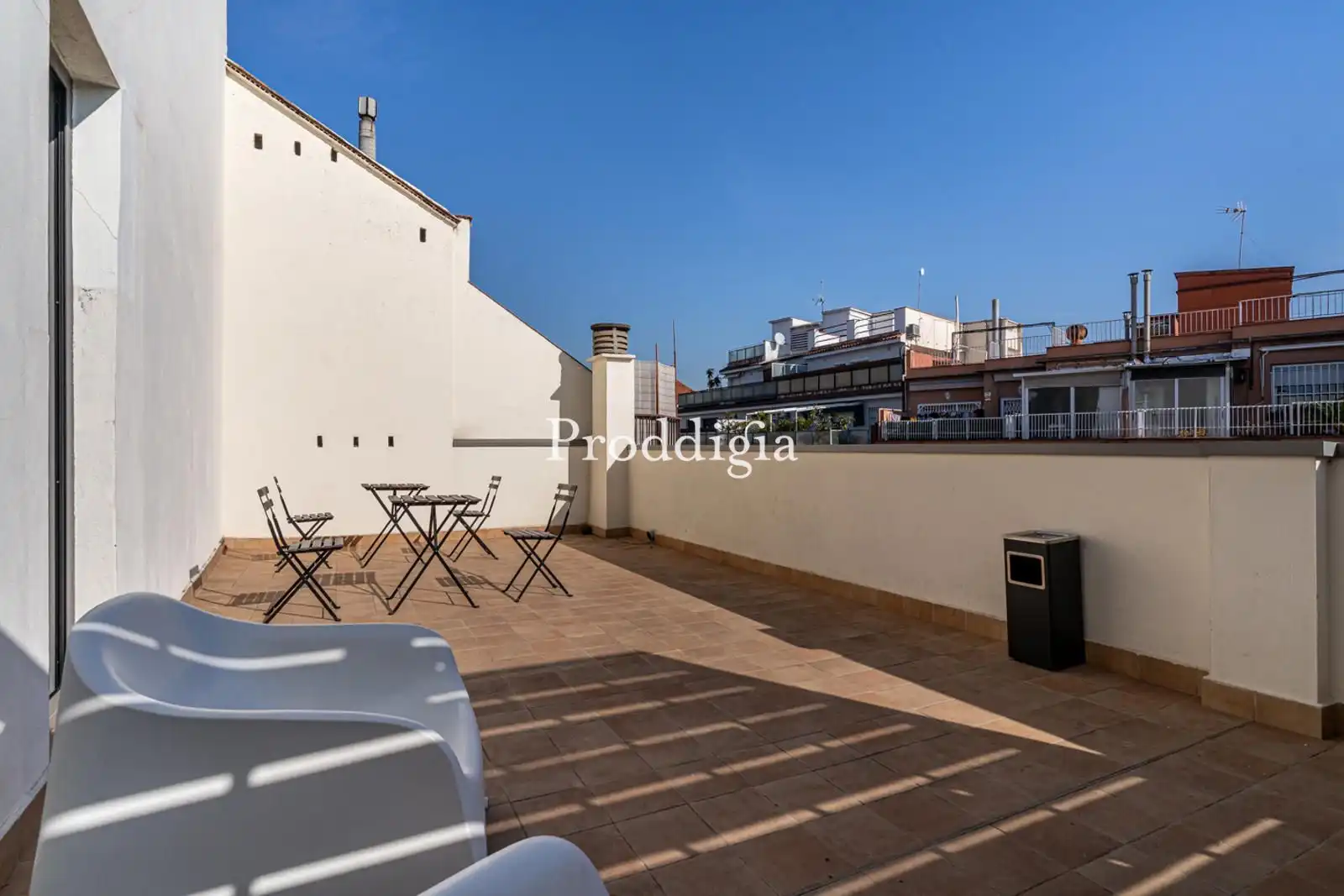 Terraza de Oficina de alquiler en  Barcelona Capital con Aire acondicionado, Calefacción y Alarma