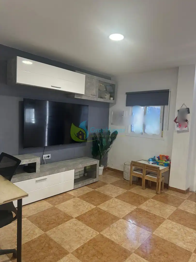 Living room of Houses for sale in Sevilla  with Balcony