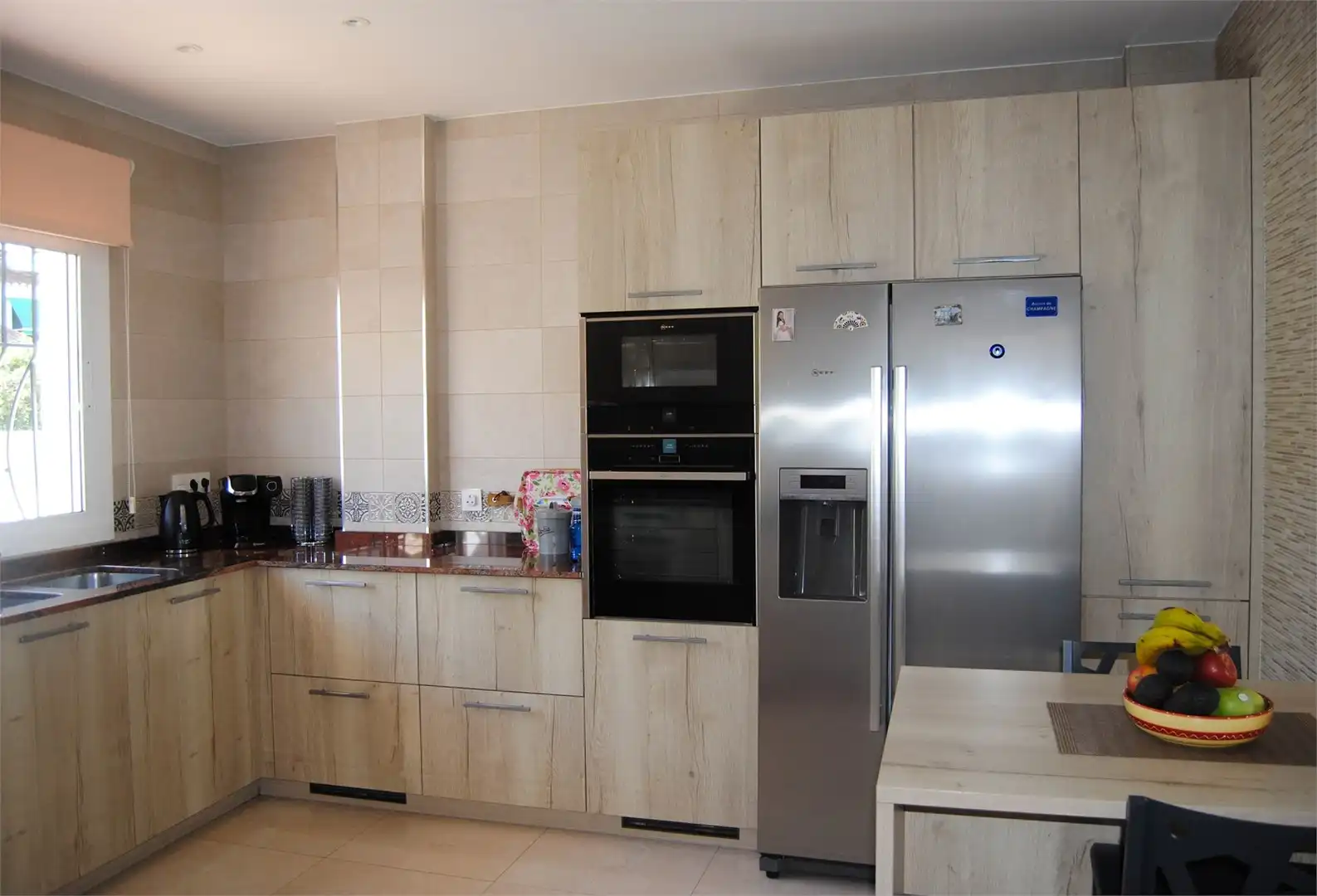 Cocina de Casa o chalet en venta en Vélez-Málaga con Aire acondicionado, Jardín privado y Terraza