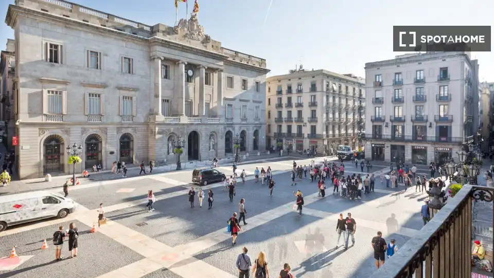 Flat with terrace to rent in Ciutat Vella, imagen 16