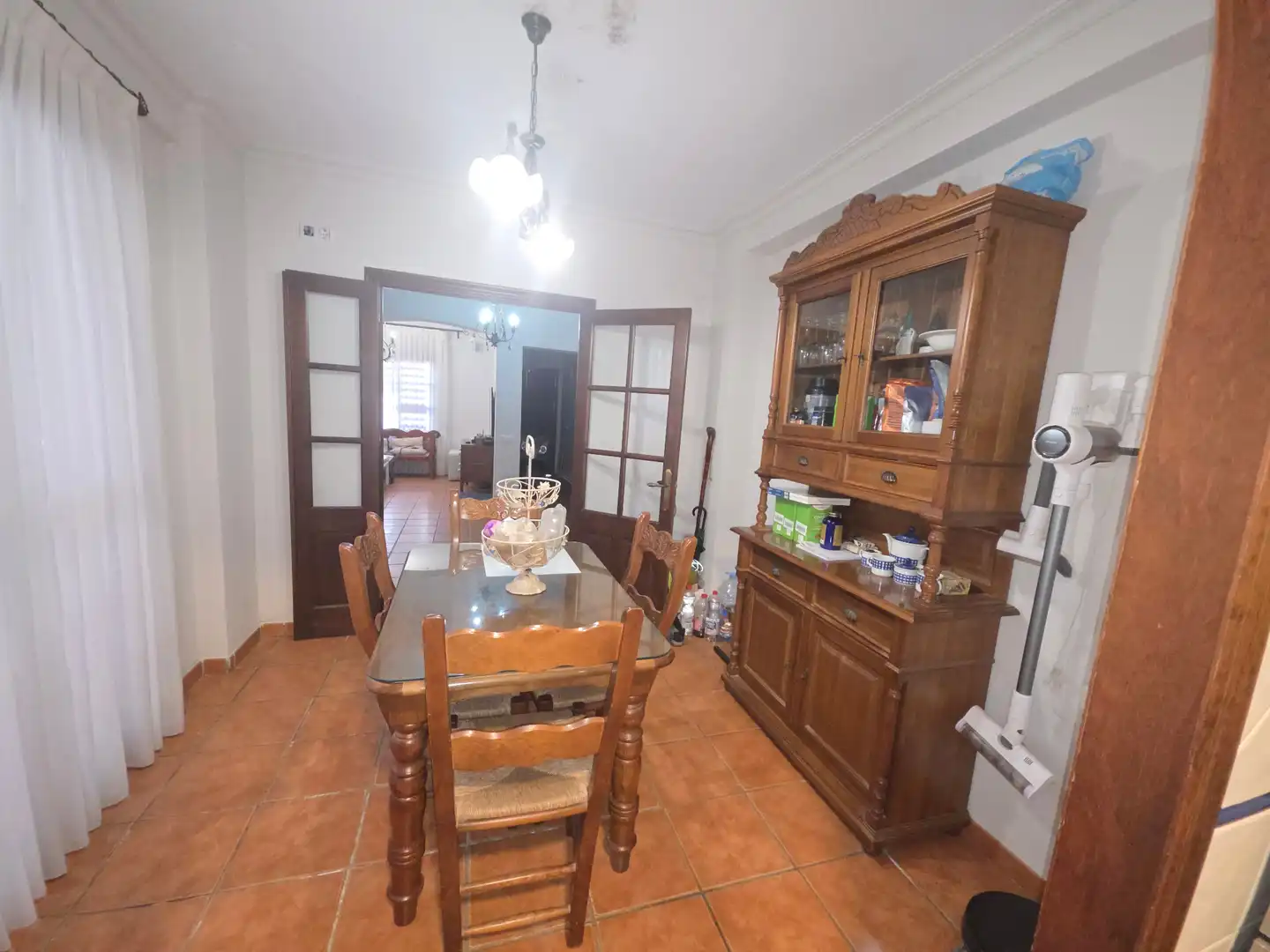 Comedor de Casa adosada en venta en Dos Hermanas con Aire acondicionado, Calefacción y Jardín privado