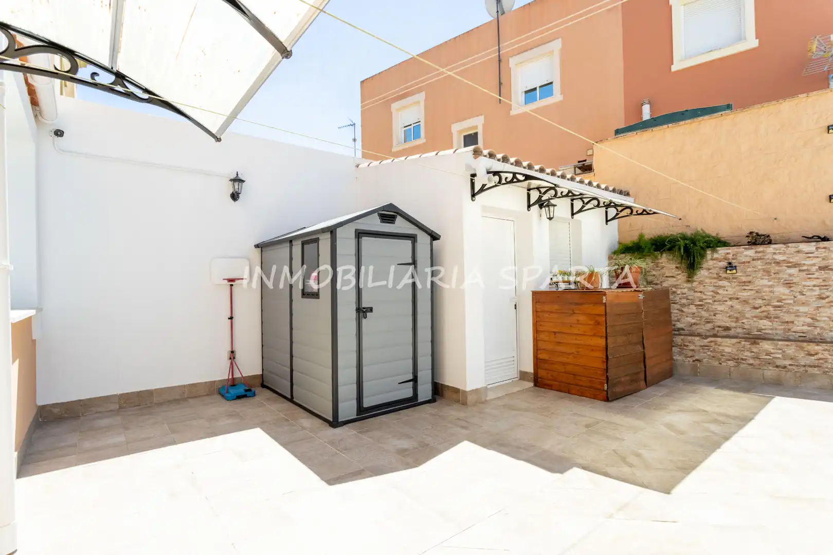 Terraza de Casa adosada en venta en Villanueva del Ariscal con Aire acondicionado, Calefacción y Jardín privado
