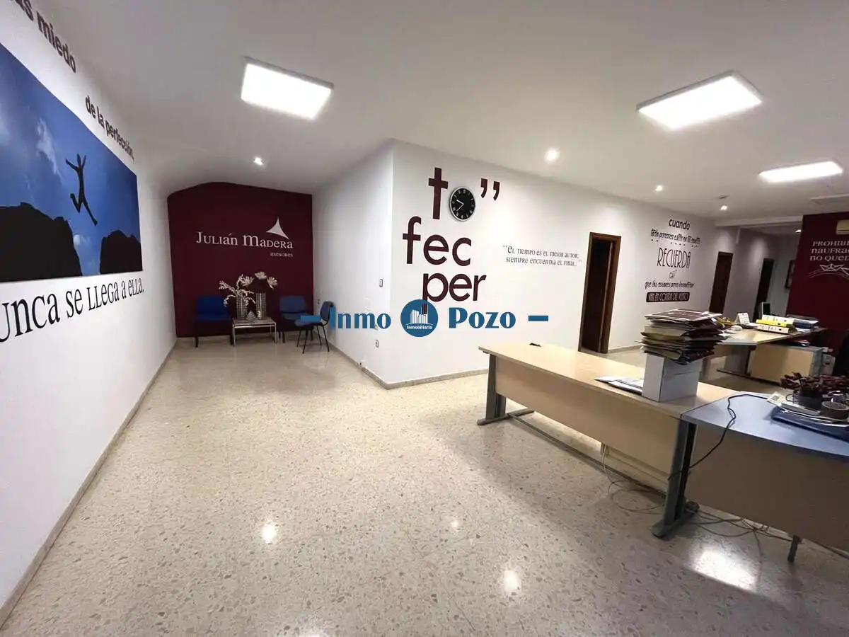 Local comercial en venda a Almendralejo