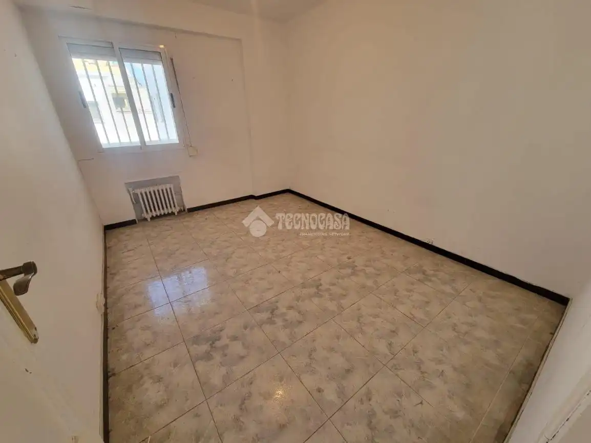 Habitación de Piso en venta en Zaragoza