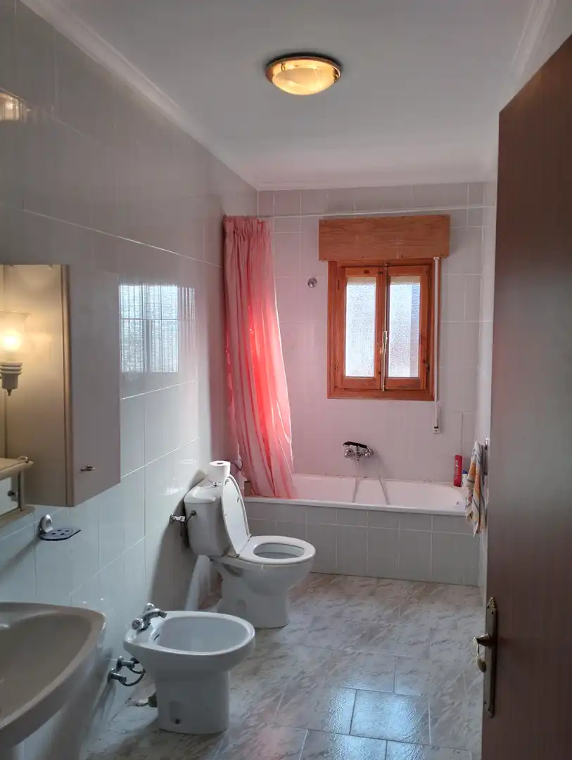 Baño de Casa o chalet en venta en Munera con Amueblado, Lavadora y Balcón