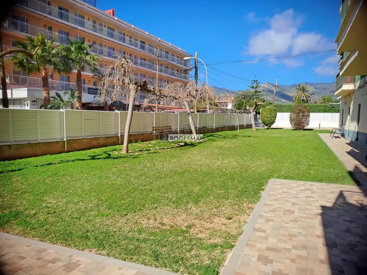 Außenansicht von Wohnungen zum Verkauf in Benicasim / Benicàssim mit Gemeinschaftspool