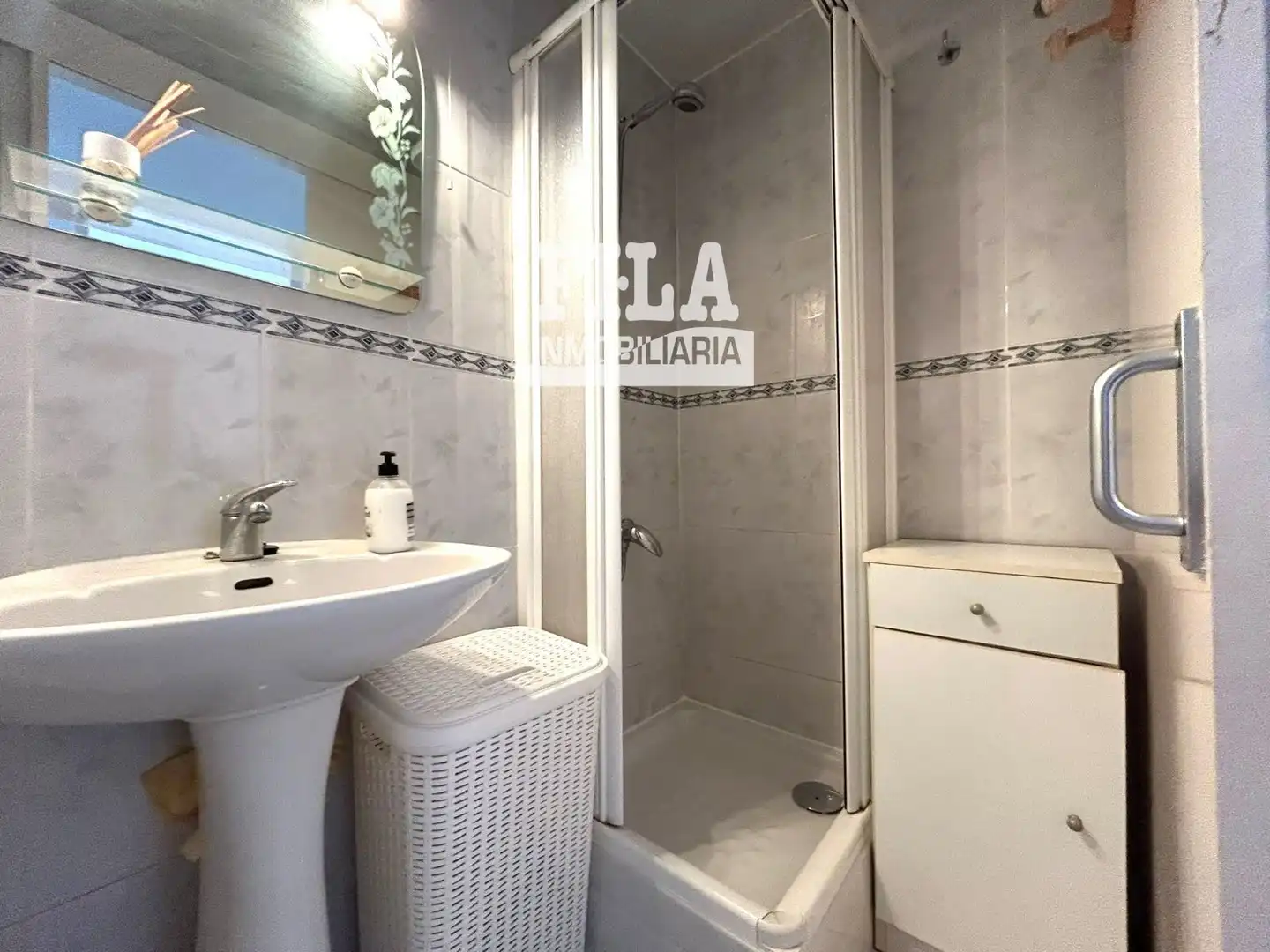 Bathroom of Flat for sale in Calafell  with Air Conditioner and Terrace