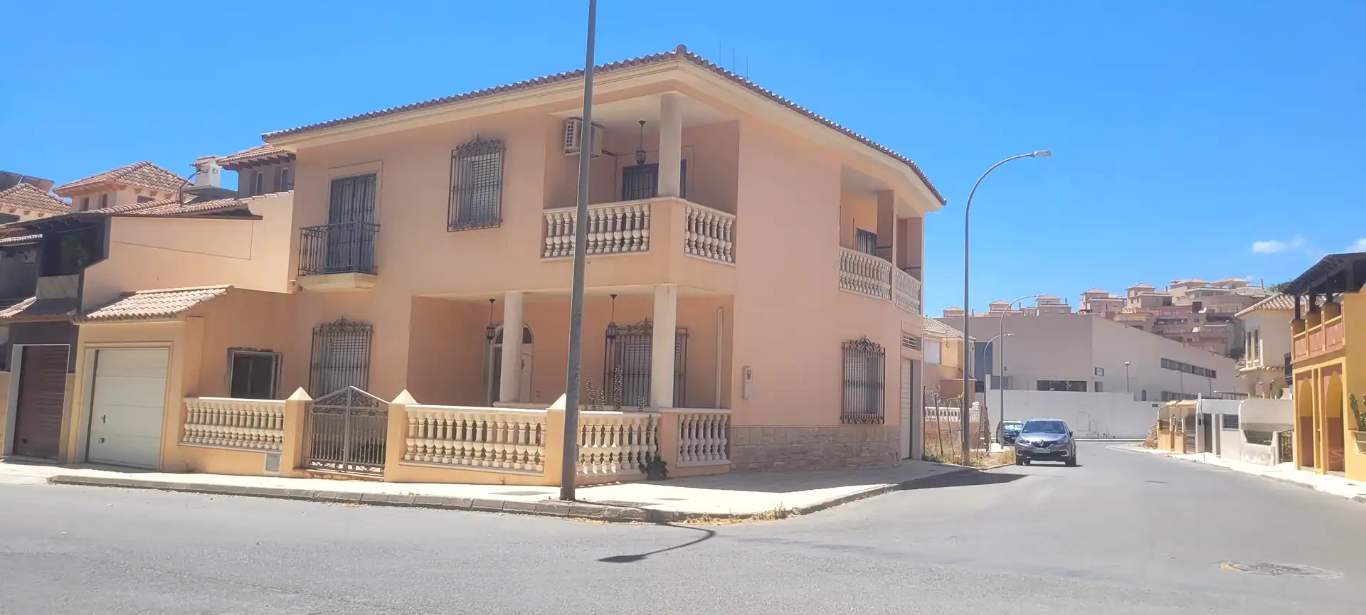 Vista exterior de Casa adosada en venta en Berja con Aire acondicionado, Calefacción y Parquet