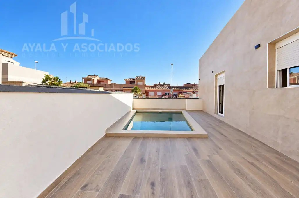 Terrassa de Casa o xalet en venda en Cartagena amb Jardí privat i Piscina