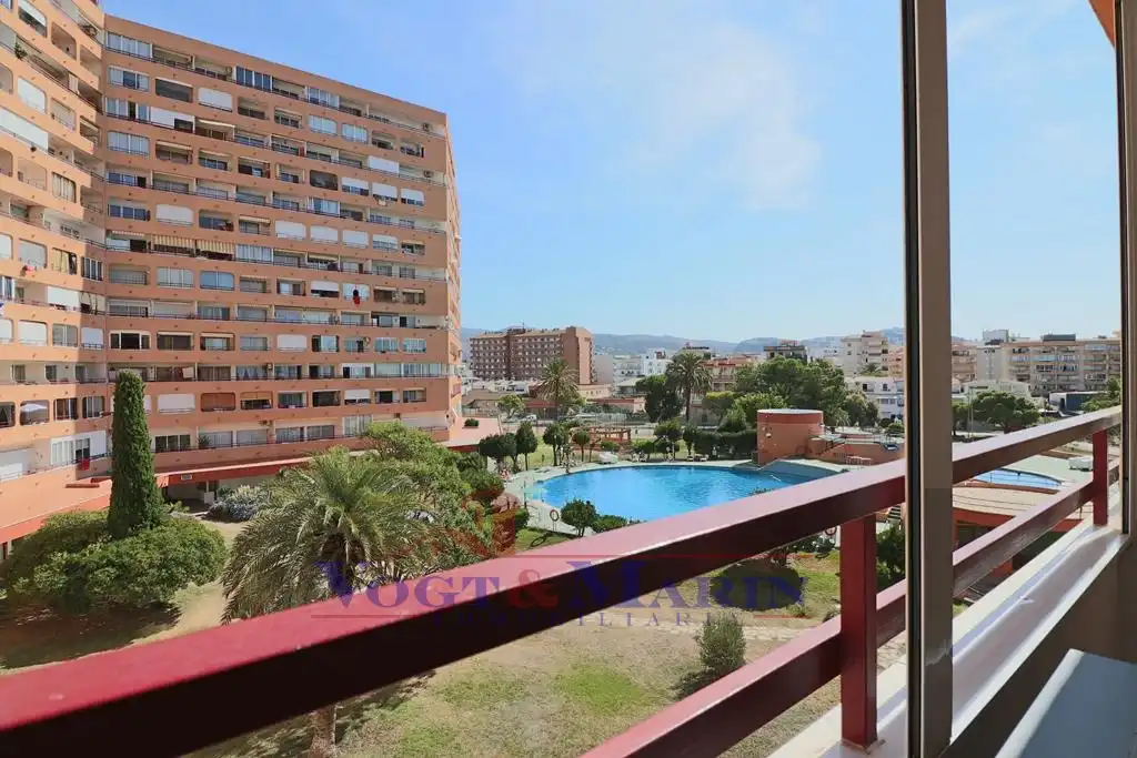 Vivienda con piscina en venta en Carrer Cap Ponent, imagen 2