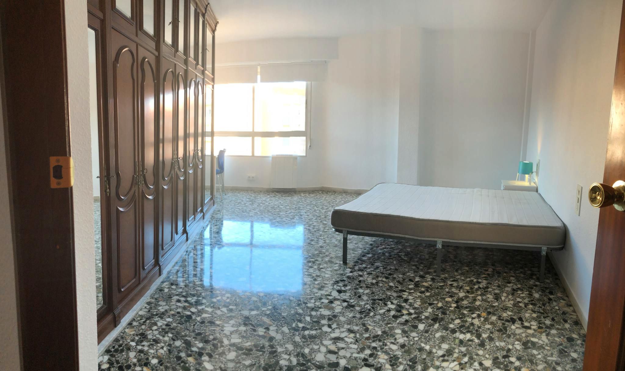 Flat to share in N/A, Morvedre