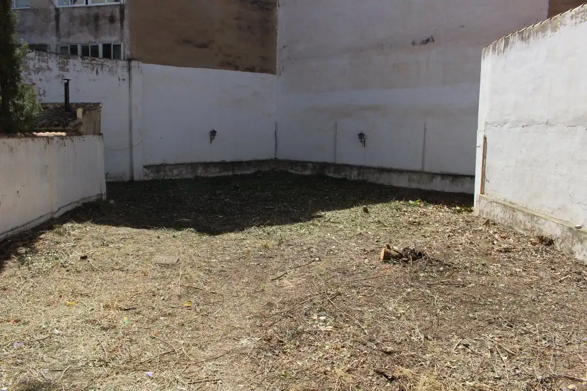 Garten von Garage zum Verkauf in Segorbe