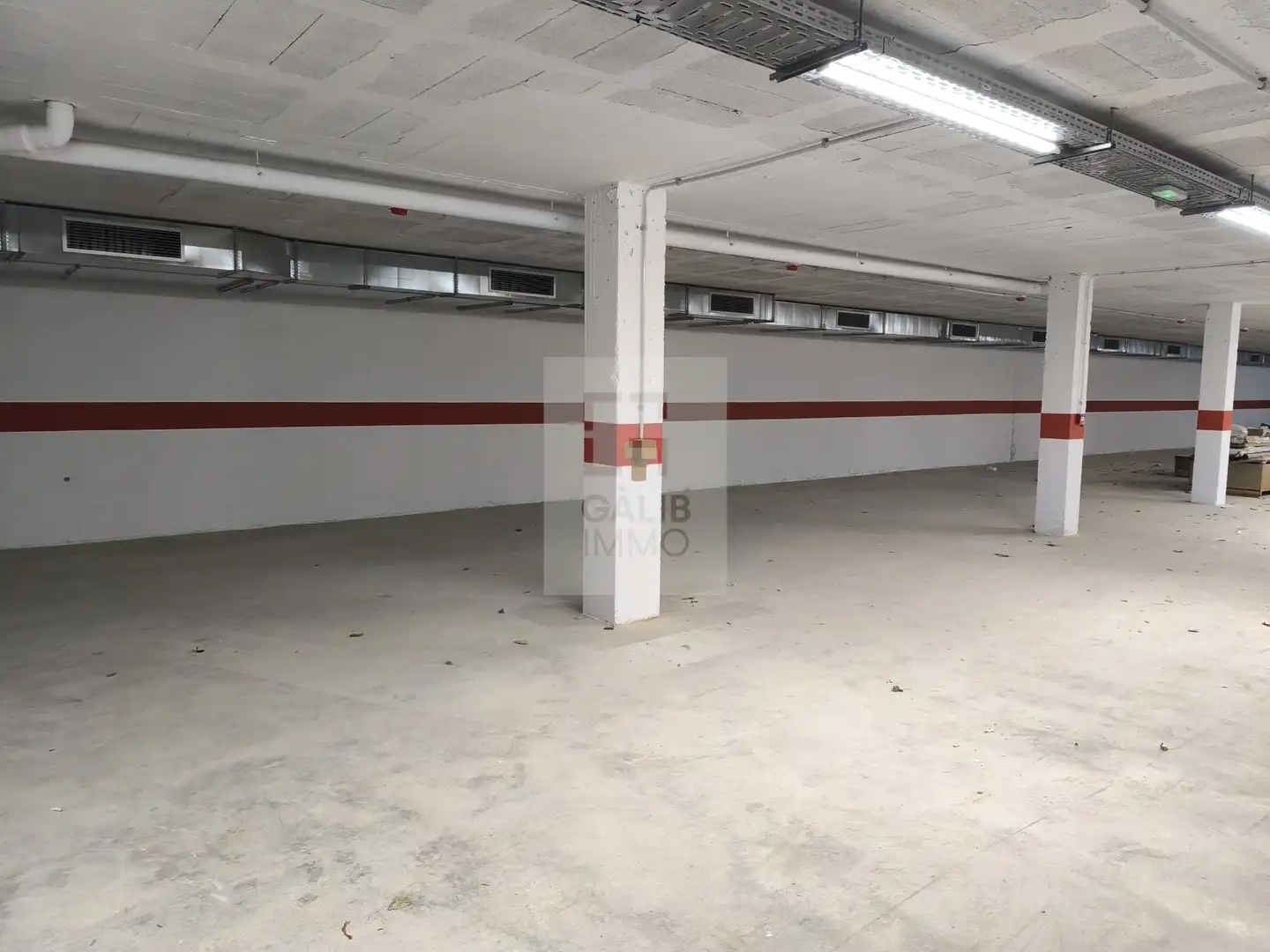 Parkplatz von Erdgeschoss zum Verkauf in Figueres mit Klimaanlage, Heizung und Terrasse