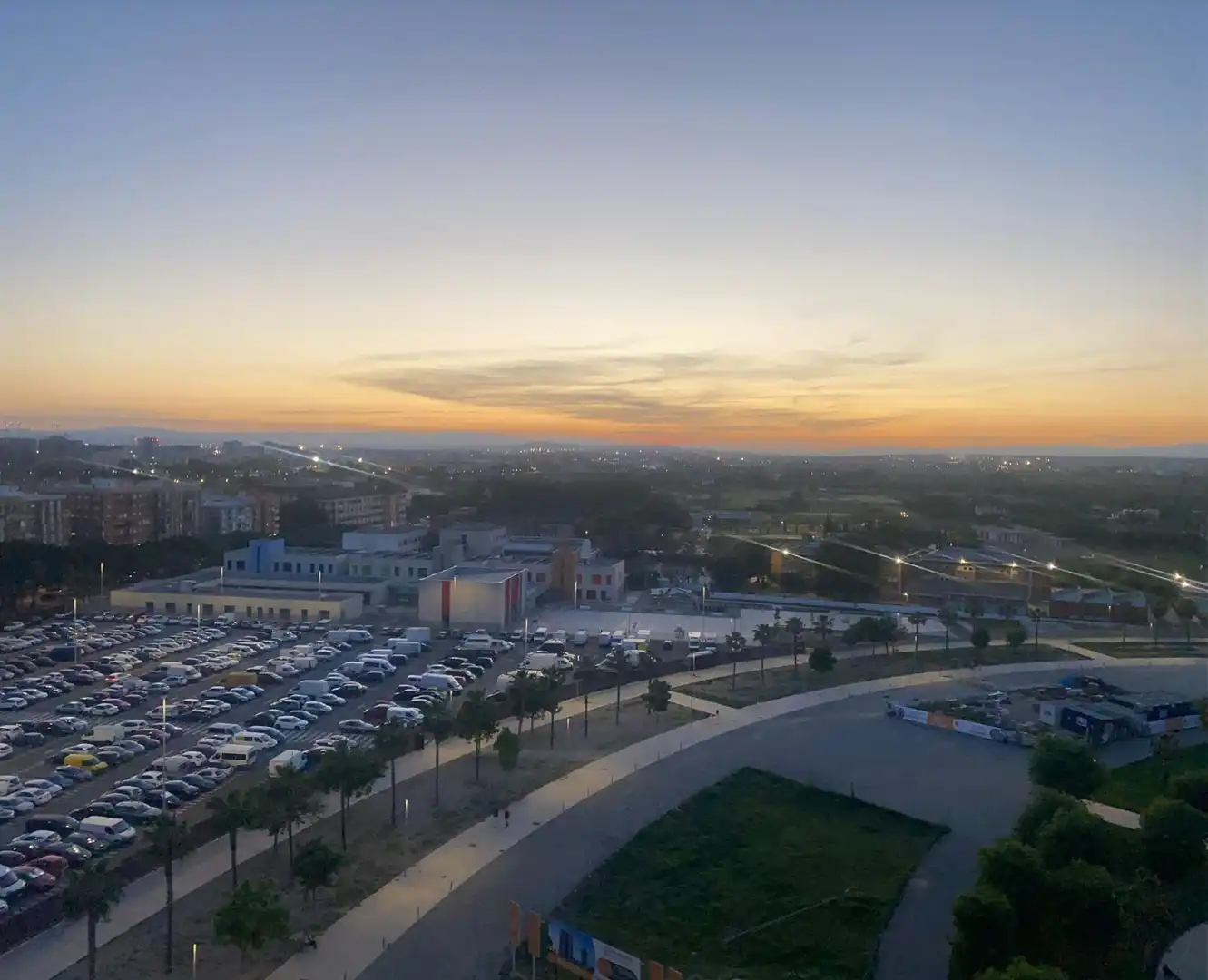 Vista exterior de Pis en venda en Mislata amb Aire condicionat, Jardí privat i Parquet