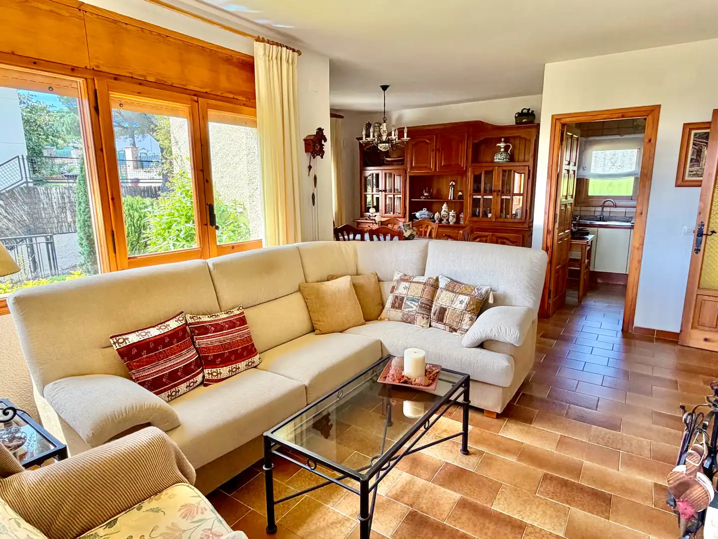 Sala d'estar de Casa o xalet en venda en Lloret de Mar amb Aire condicionat, Jardí privat i Terrassa