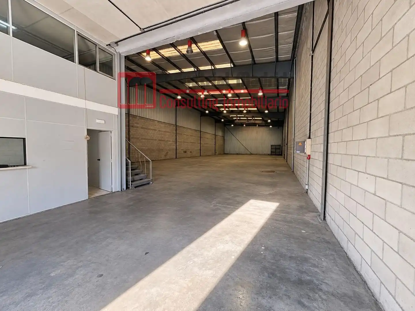 Nave industrielle à vendre à Loeches, imagen 3