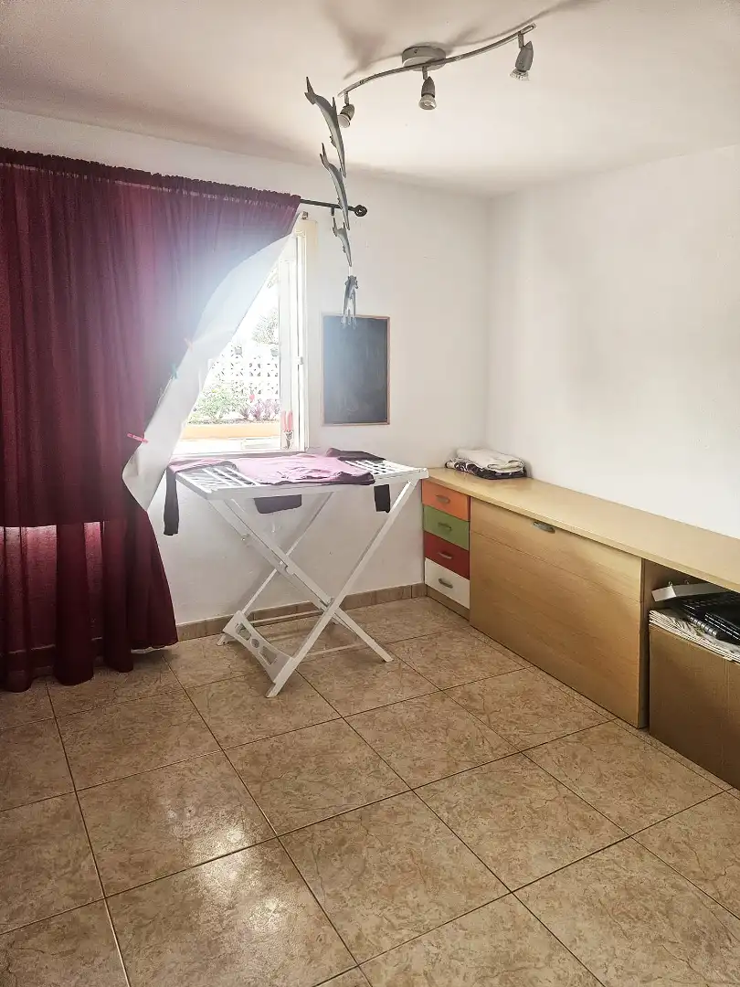 Habitación de Casa o chalet en venta en Guayonje - Mesa del Mar