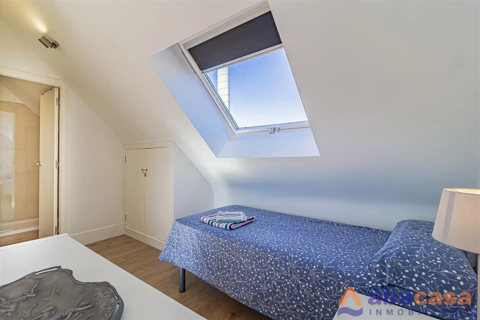 Habitación de Casa adosada en venta en Cartagena con Aire acondicionado, Jardín privado y Parquet