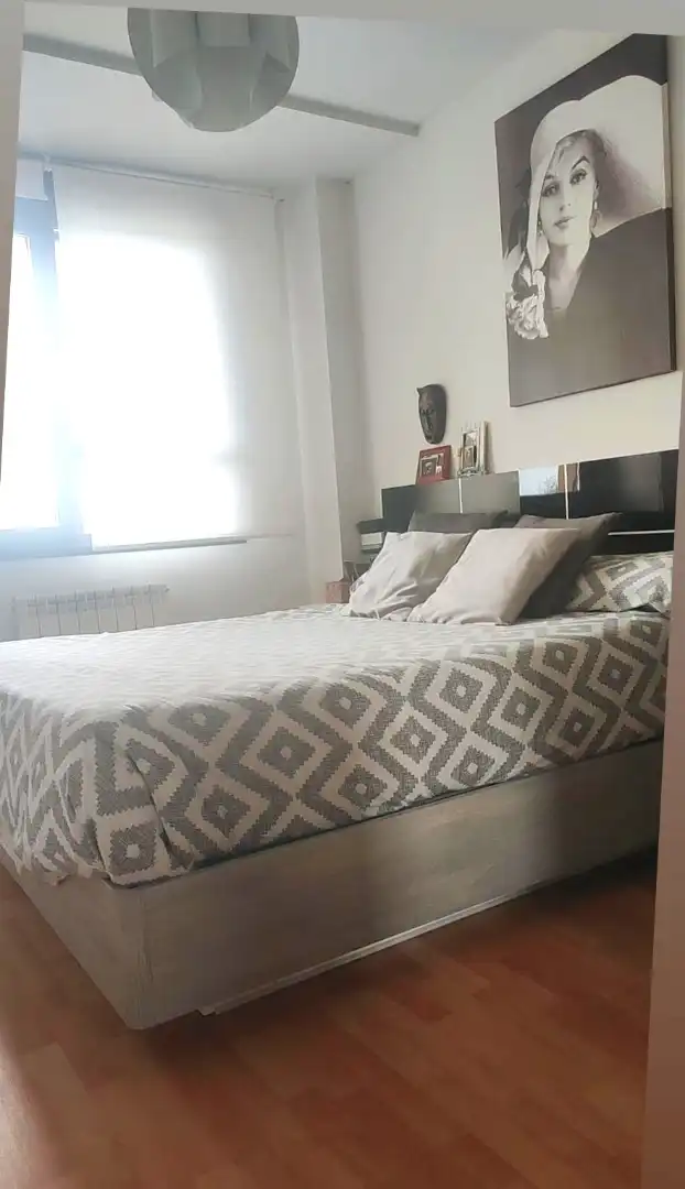 Habitación de Piso en venta en Garrafe de Torío con Calefacción, Parquet y Alarma