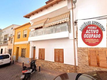 Flat with balcony for sale in Calle MORERAS