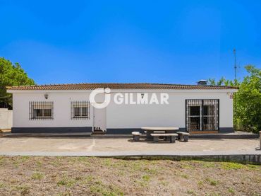 Xalet amb piscina en venda a Los Franceses – La Vega