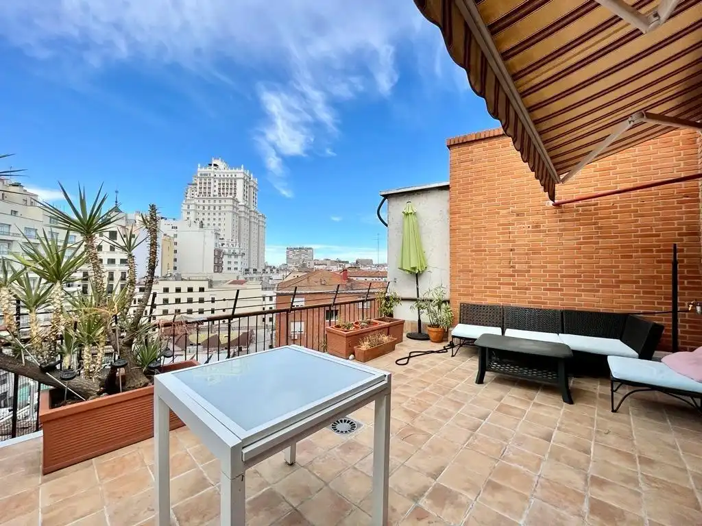 Terrassa de Àtic de lloguer en Madrid amb Calefacció, Parquet i Terrassa