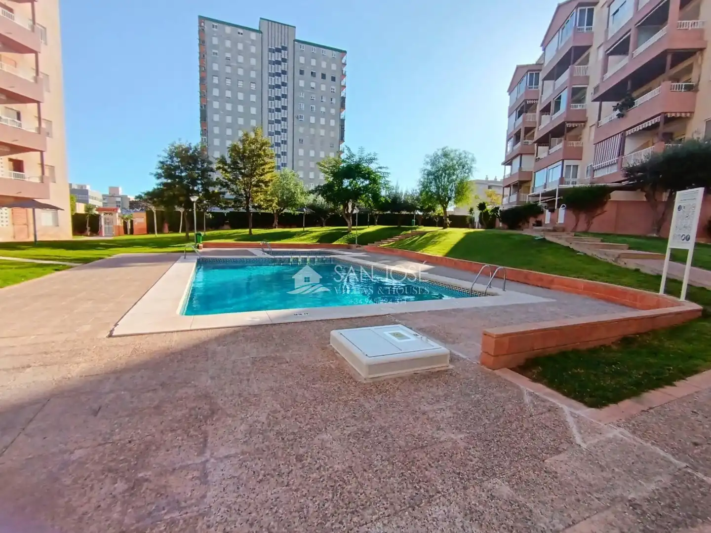 Apartamento de alquiler en Los Arenales del Sol