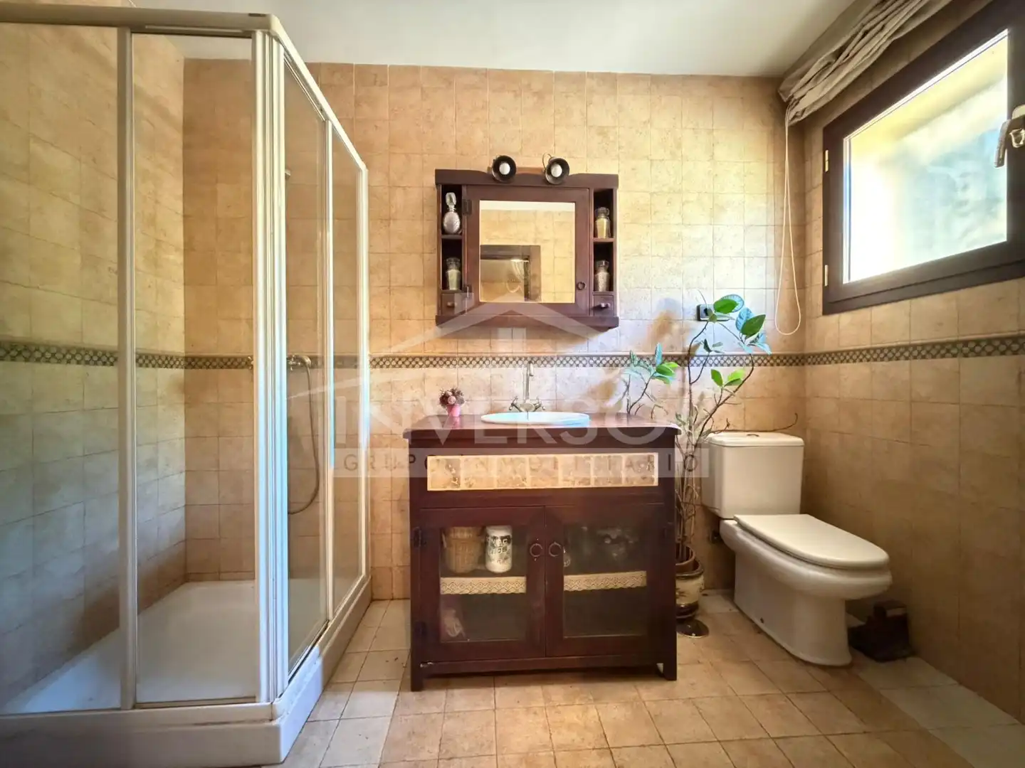 Baño de Casa o chalet en venta en Maracena con Aire acondicionado, Calefacción y Jardín privado