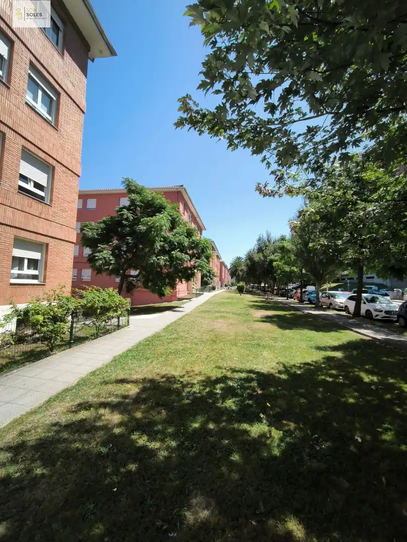 Außenansicht von Wohnung zur Miete in Santander mit Heizung, Parkett und Möbliert