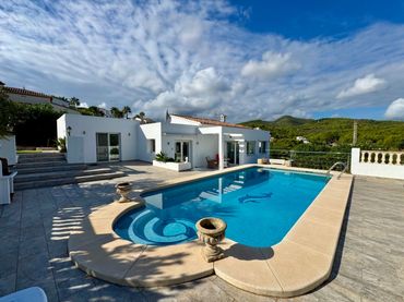 Xalet amb piscina en venda a Partides comunes - Adsubia