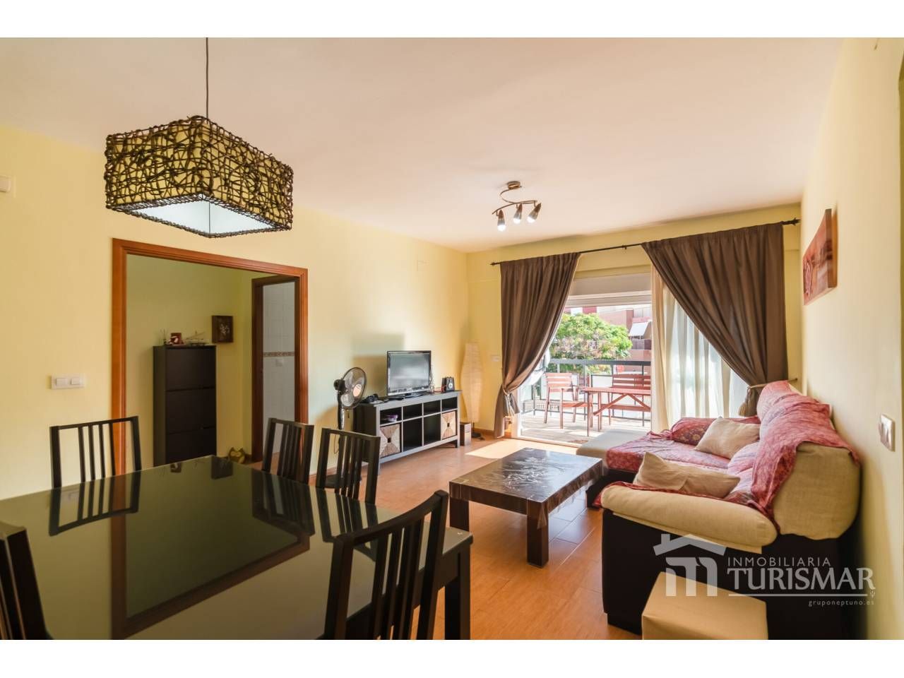 Sala d'estar de Apartament en venda en Ayamonte amb Terrassa i Moblat