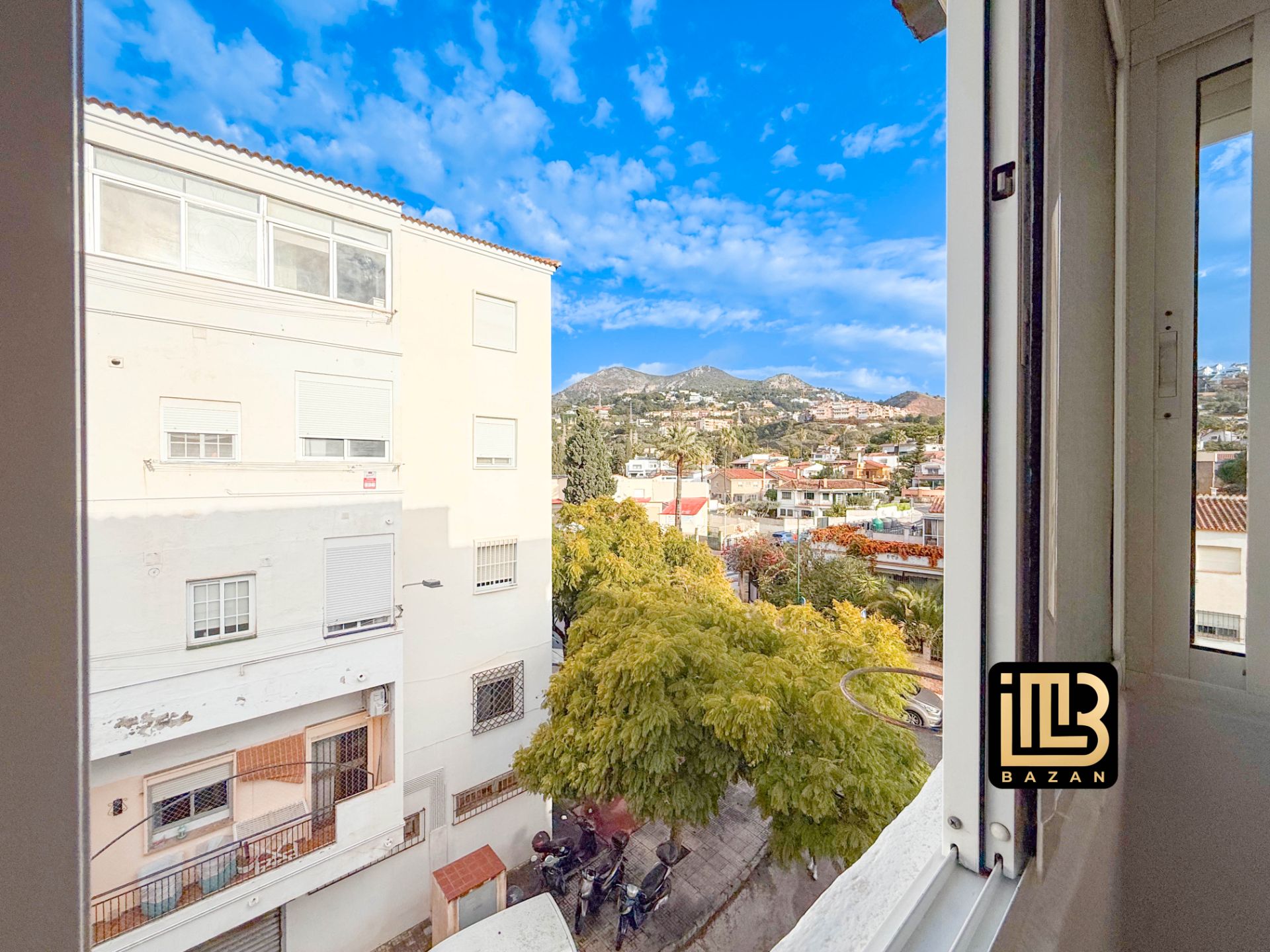 Vista exterior de Pis per a compartir en Málaga Capital amb Moblat, Forn i Rentadora