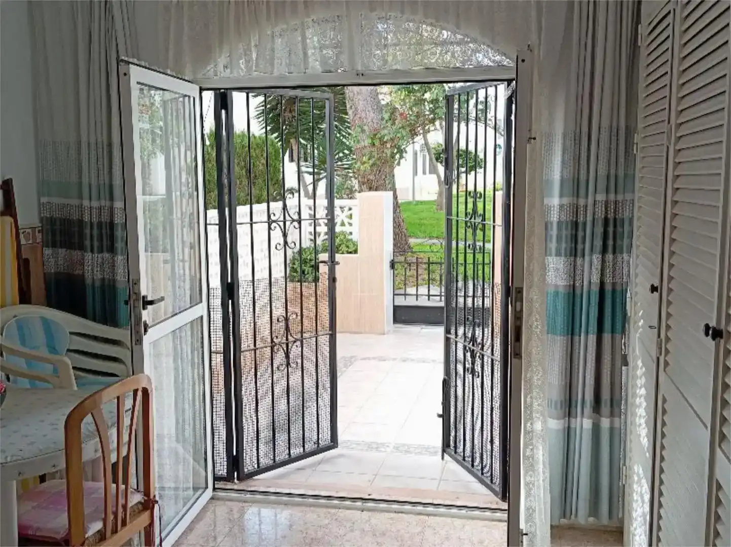 Dúplex en venta en Torrevieja con Piscina
