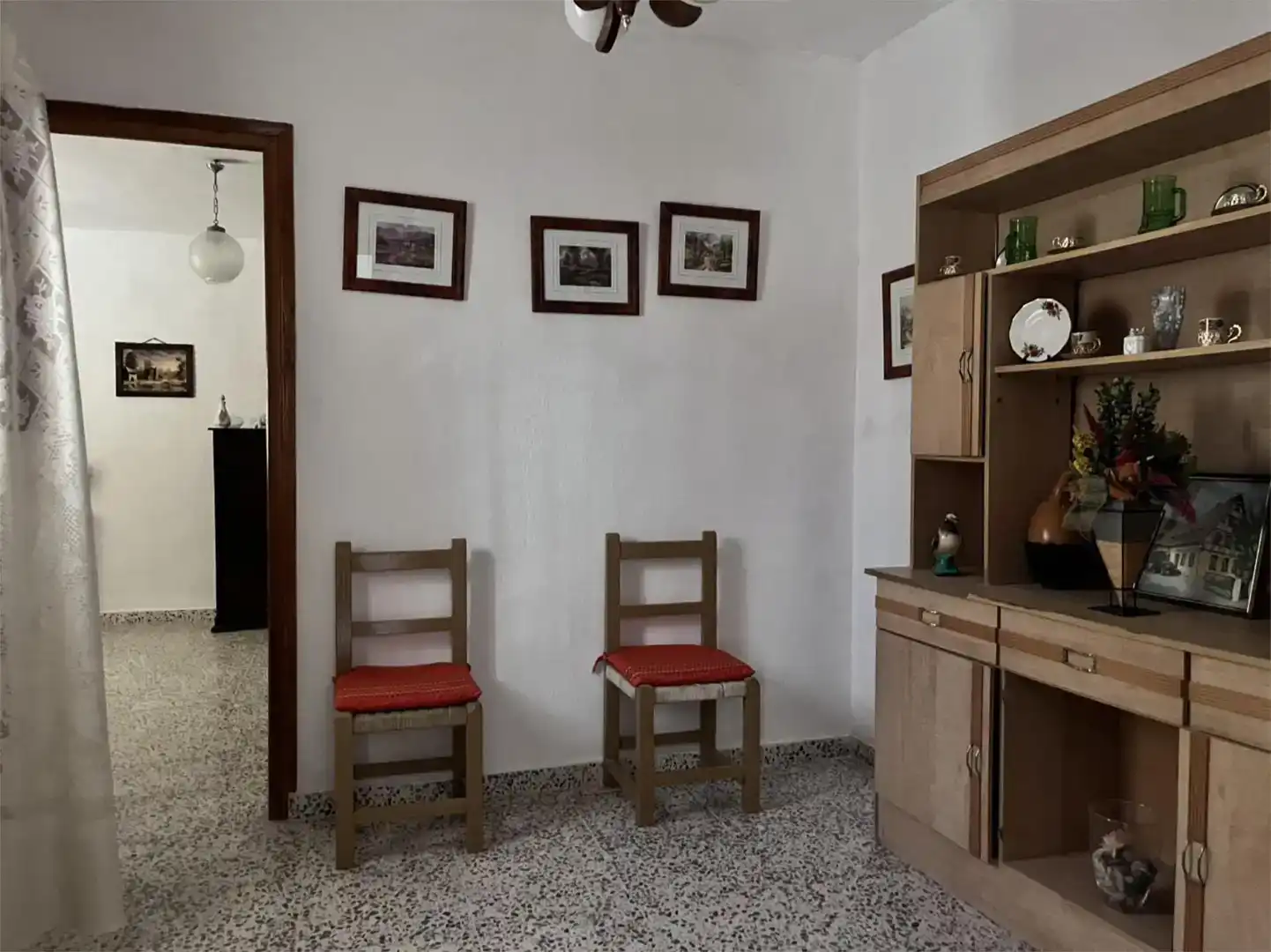 Casa adosada en venda en Baza amb Balcó