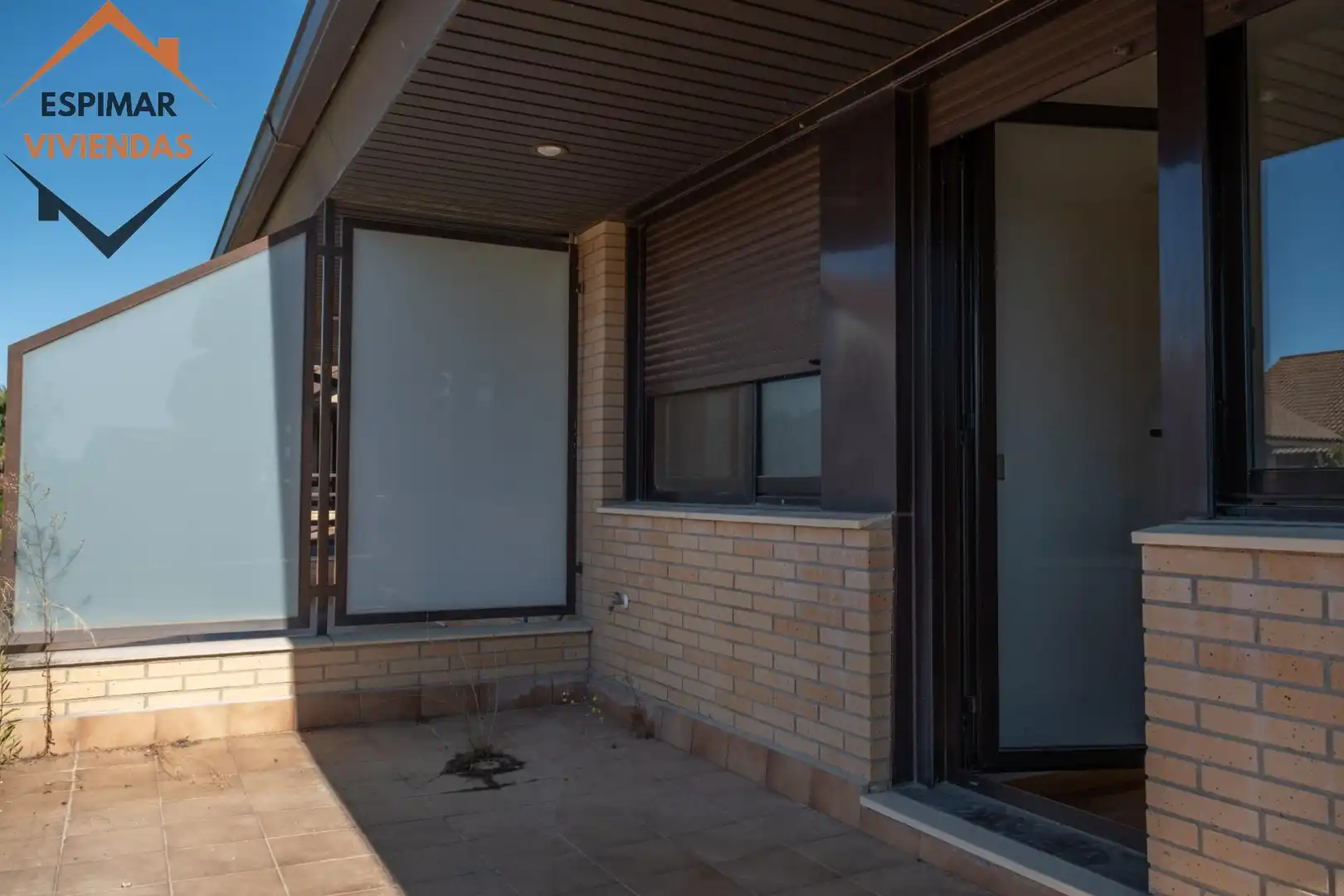 Exterior view of Houses for sale in Villanueva de Gállego  with Air Conditioner, Heating and Private garden