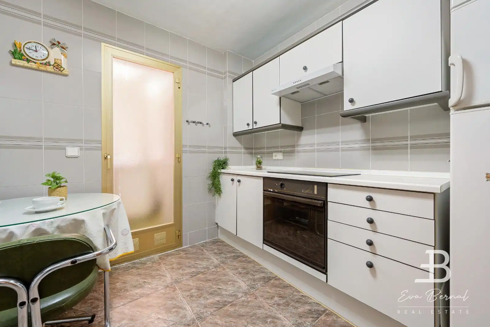 Küche von Wohnung zum Verkauf in Vila-seca mit Klimaanlage, Heizung und Privatgarten