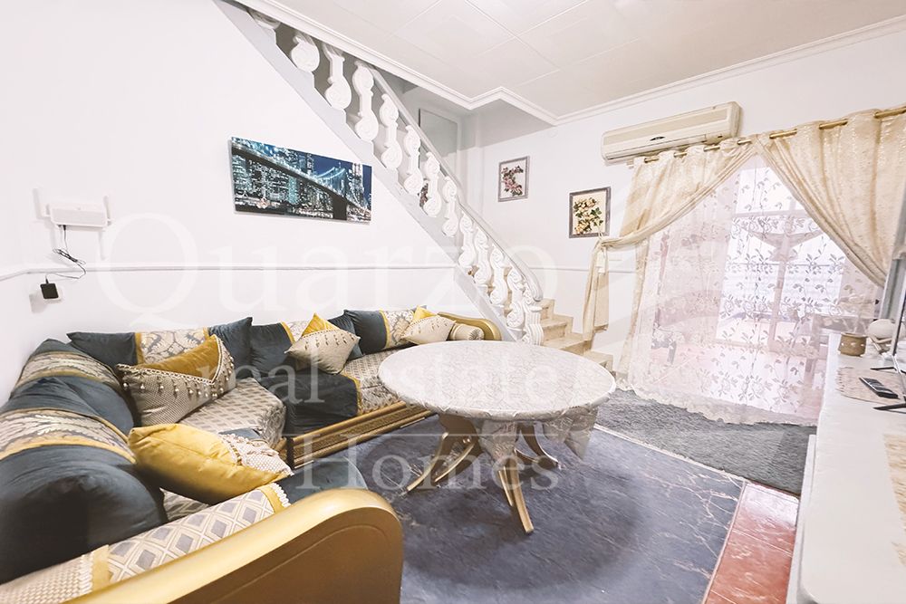 Living room of House or chalet for sale in Corbera  with Heating, Terrace and Storage room