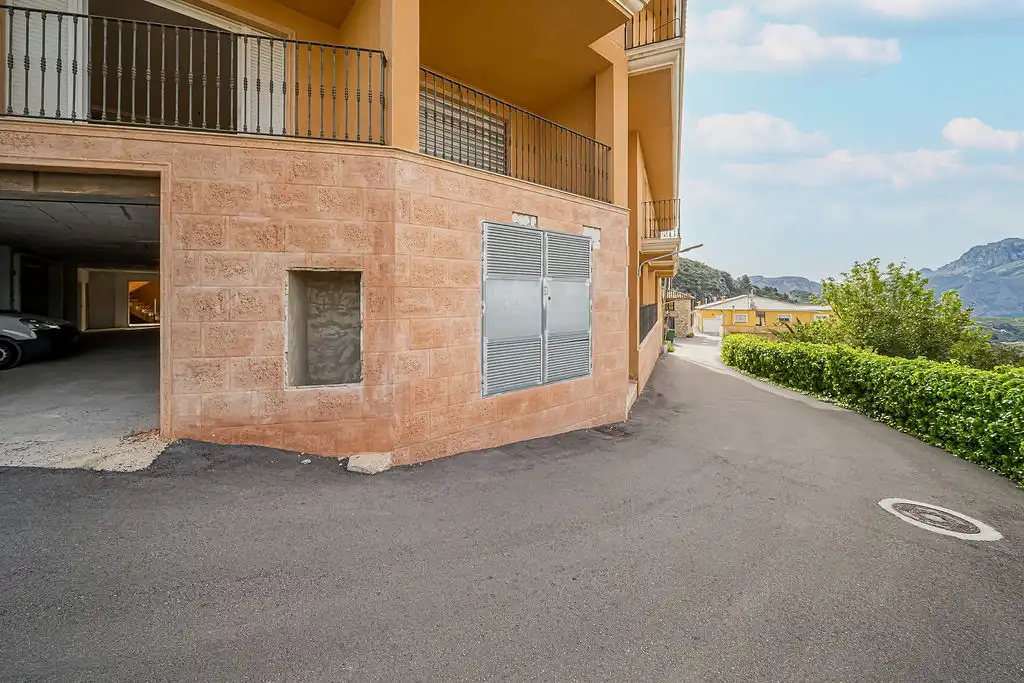 Vista exterior de Edificio en venta en Tàrbena