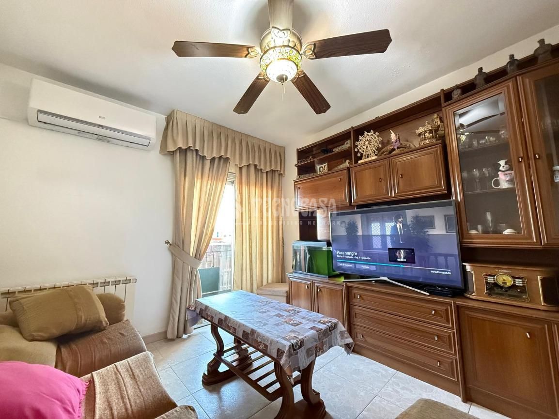 Living room of Flat for sale in Alcobendas  with Heating and Terrace