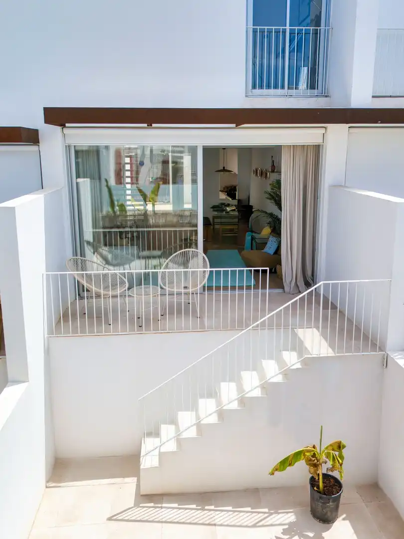 Maison mitoyenne avec piscine à vendre à bellavista