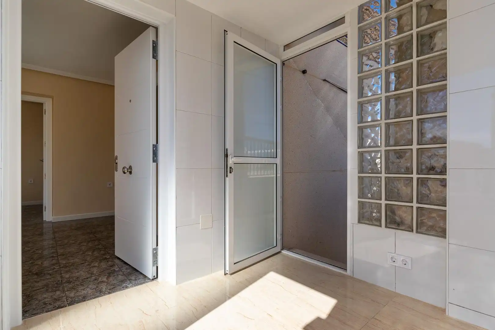 Bungalow avec piscine à vendre à Calle HORIZONTE CL 4, imagen 9