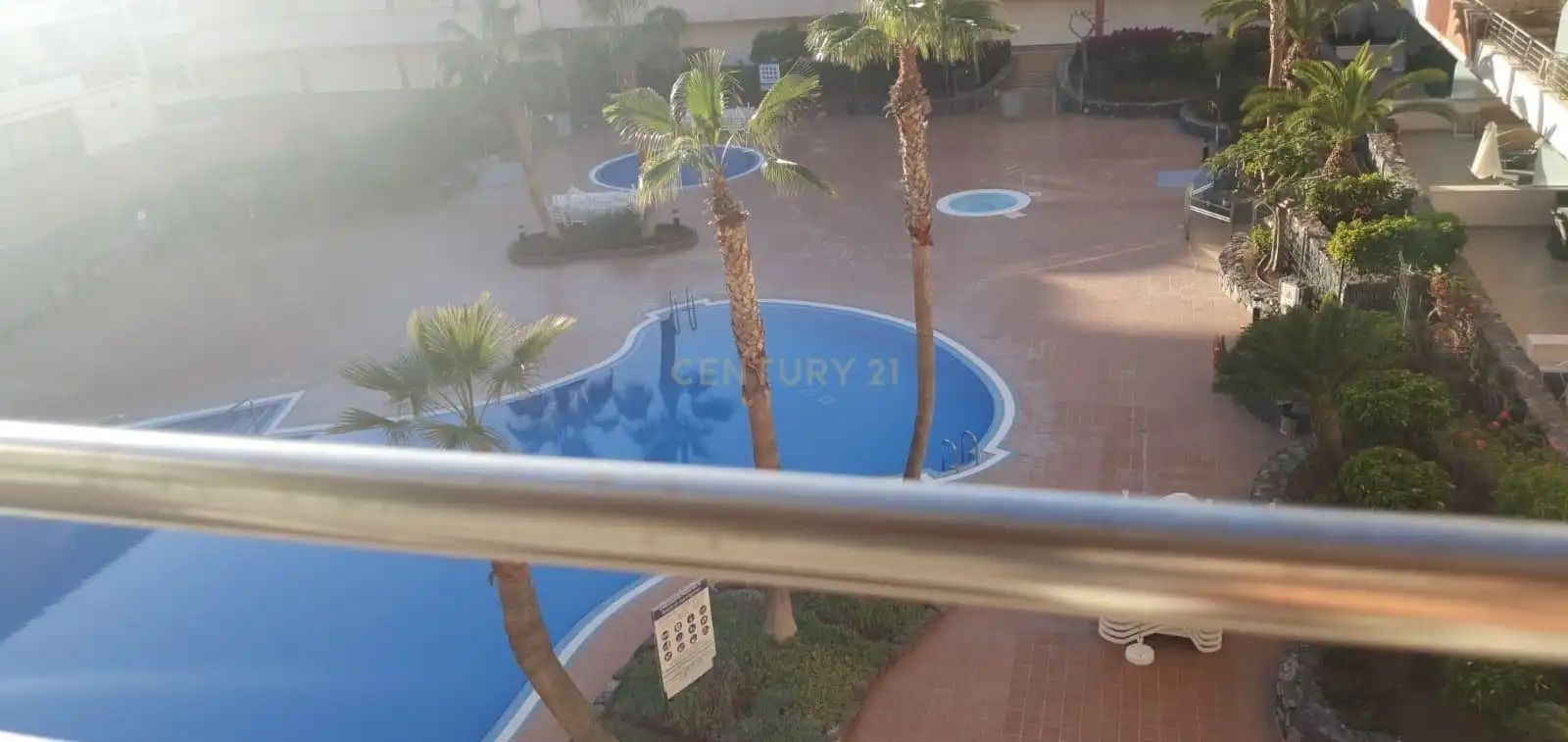 Piscina de Apartamento de alquiler en Santiago del Teide