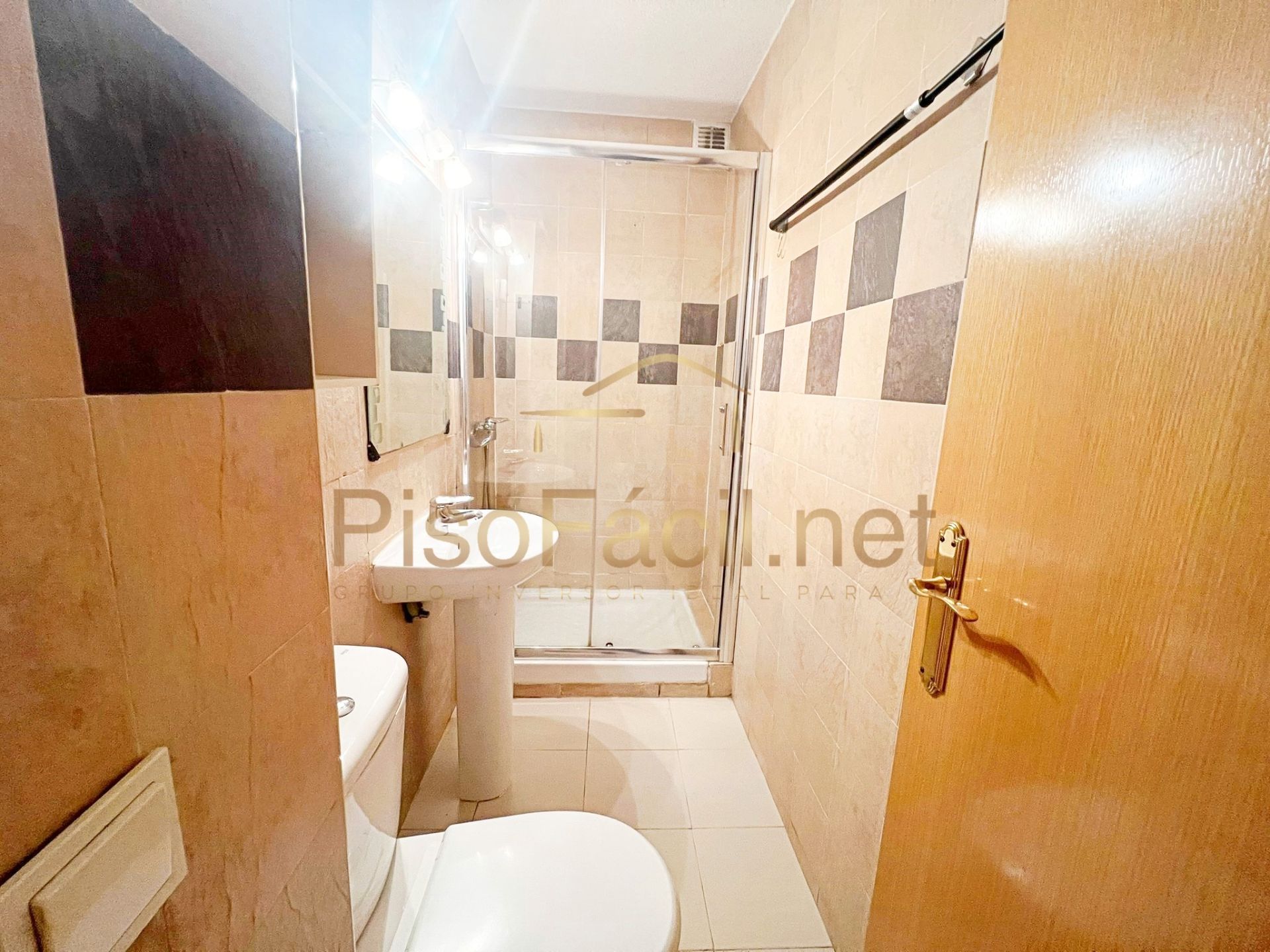 Bany de Pis en venda en Parla amb Calefacció