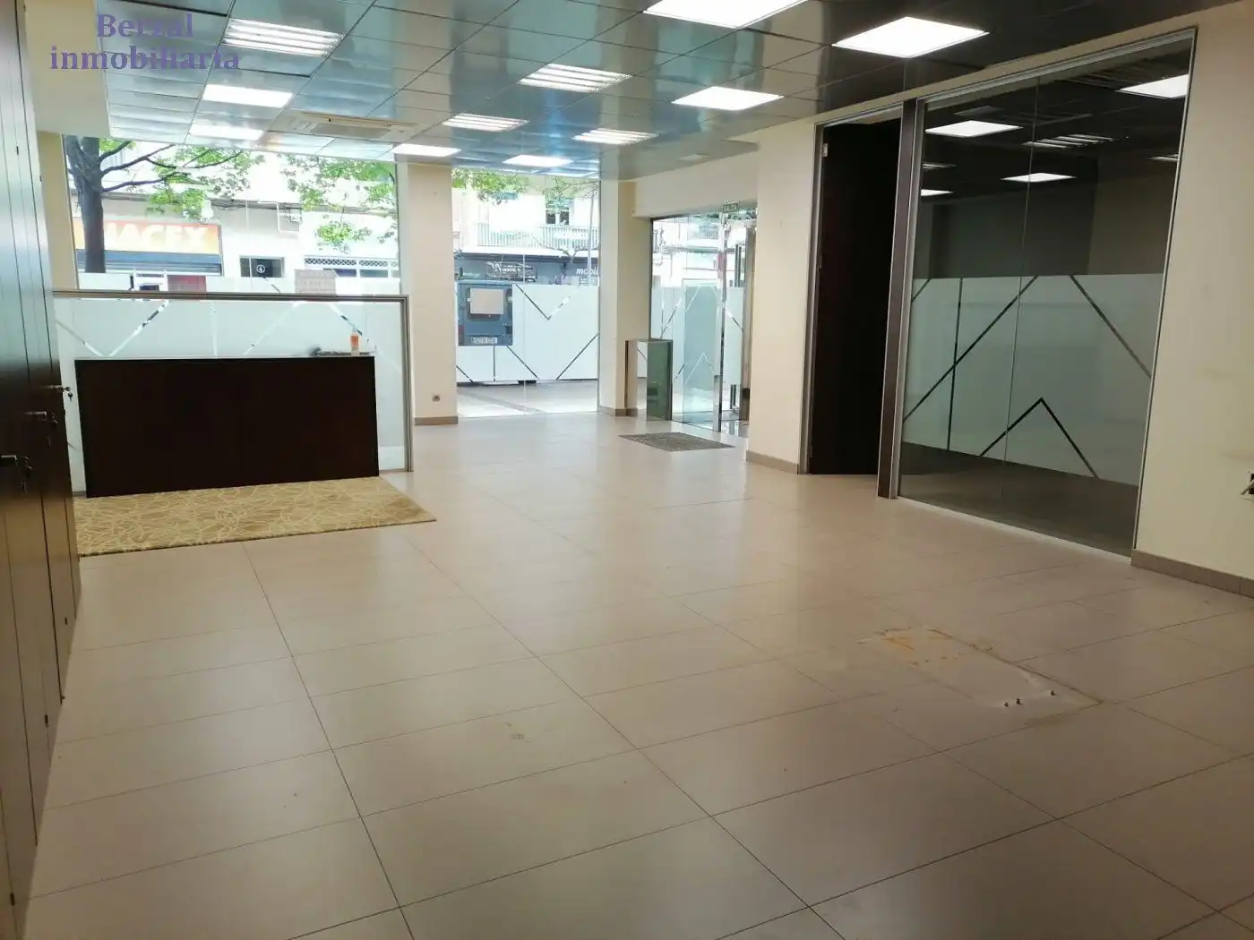 Local comercial en venta en Calle torremuña, imagen 2