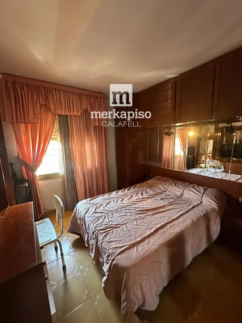 Habitación de Piso en venta en El Prat de Llobregat con Aire acondicionado y Terraza