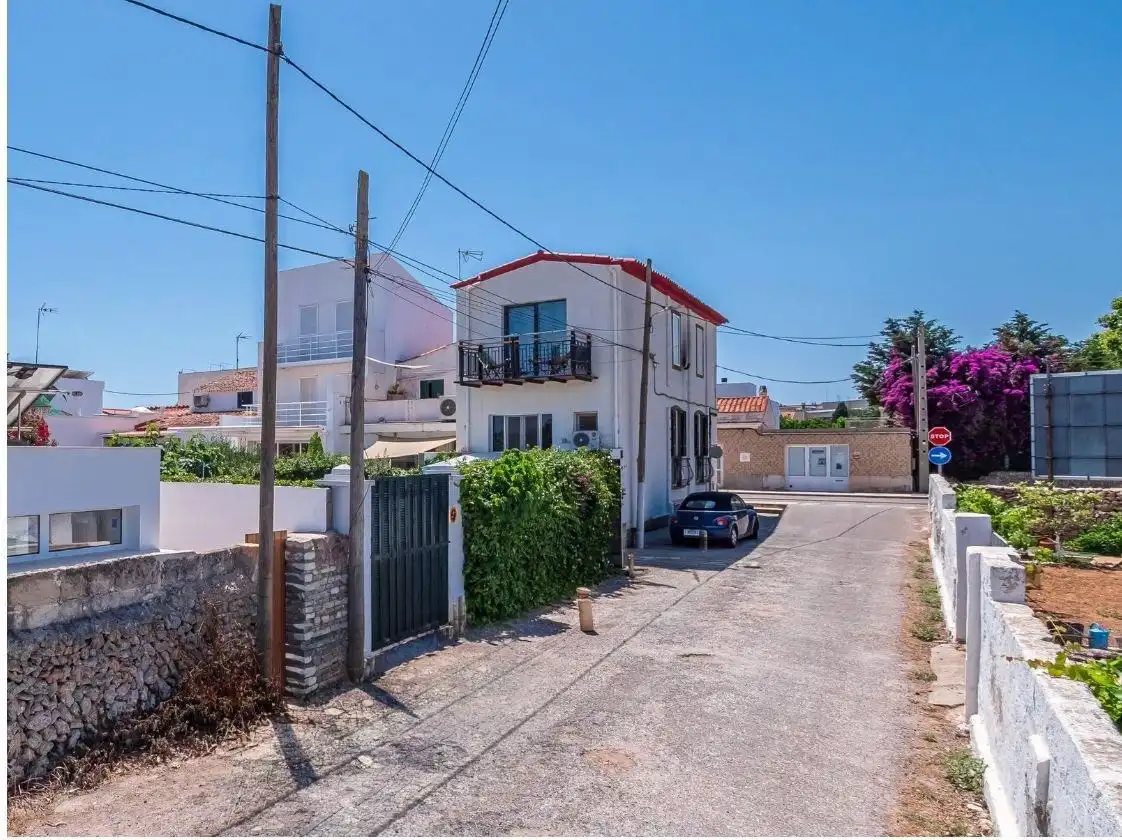 Vista exterior de Casa o xalet en venda en Maó - Mahón amb Aire condicionat, Terrassa i Piscina