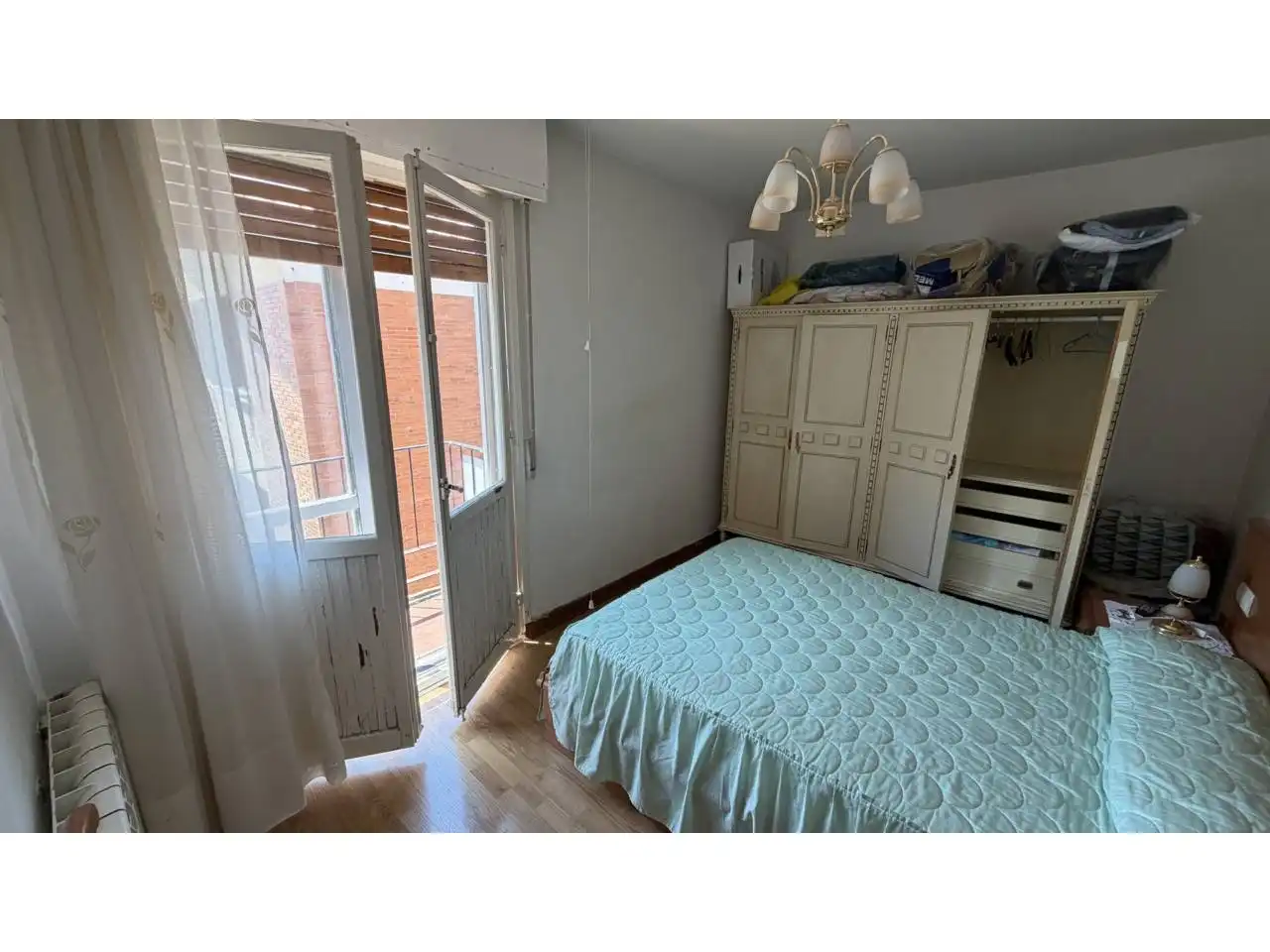 Habitación de Piso en venta en Espinosa de los Monteros con Calefacción, Terraza y Amueblado