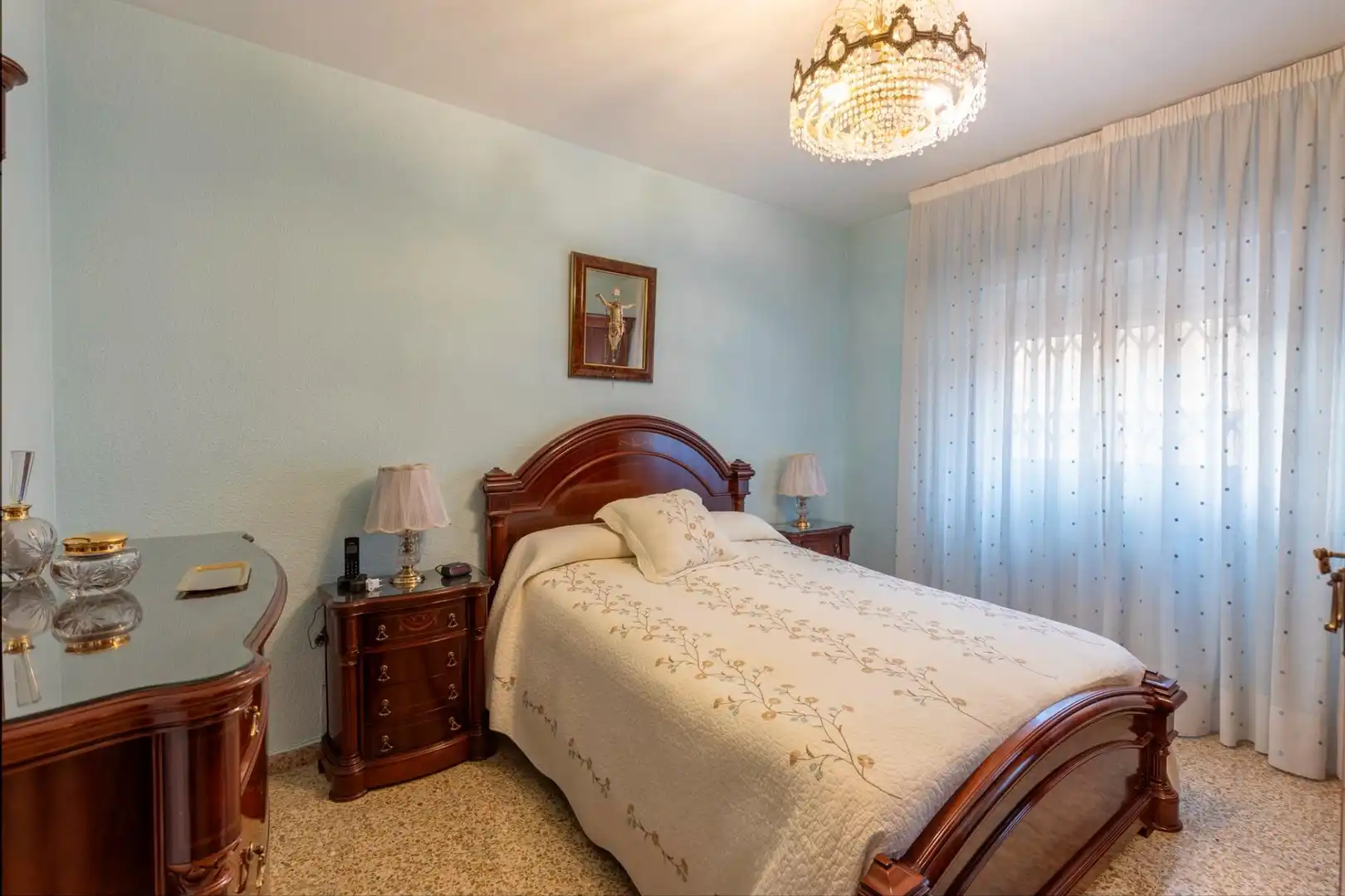 Bedroom of Flat for sale in Granada  with Air Conditioner, Heating and TV